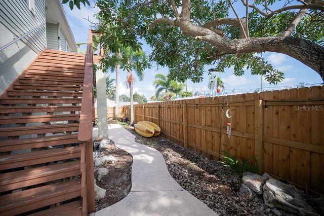 3909 117TH STREET W, Bradenton, FL 34210