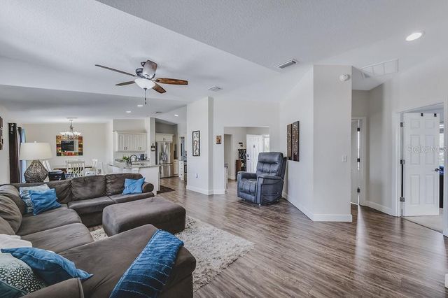 3909 117TH STREET W, Bradenton, FL 34210