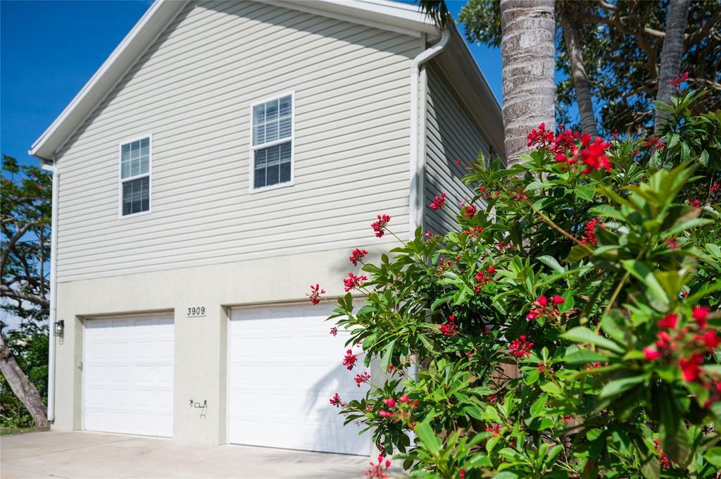 3909 117TH STREET W, Bradenton, FL 34210