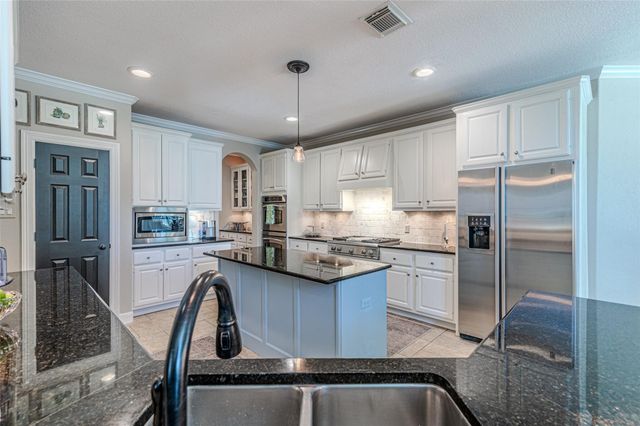 15418 Stable Trail Drive, Cypress, TX 77429