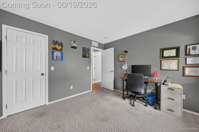9543 Parkwood Drive 267, Grand Blanc, MI 48439