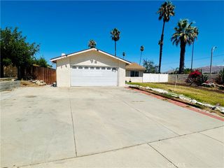 2111 Whitestone Drive, Riverside, CA 92506