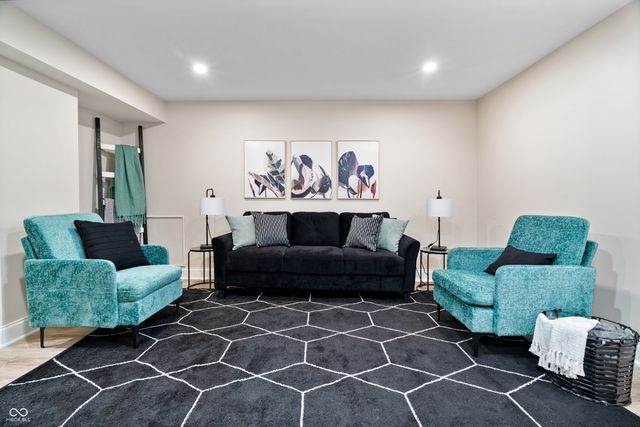 1865 E Riverside Drive, Indianapolis, IN 46202