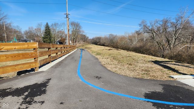 1865 E Riverside Drive, Indianapolis, IN 46202