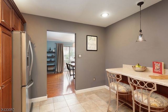 33 Dogwood St, Jersey City, NJ 07305