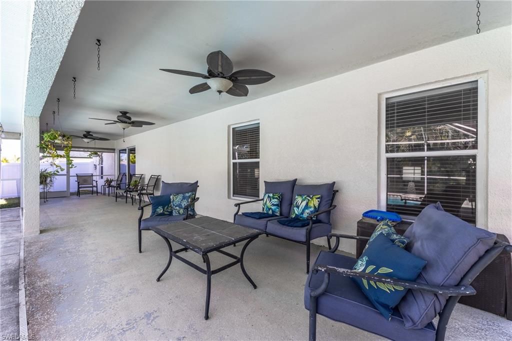 Image 15 of property listing at 1027 NE 33rd LN, Cape Coral, FL 33909