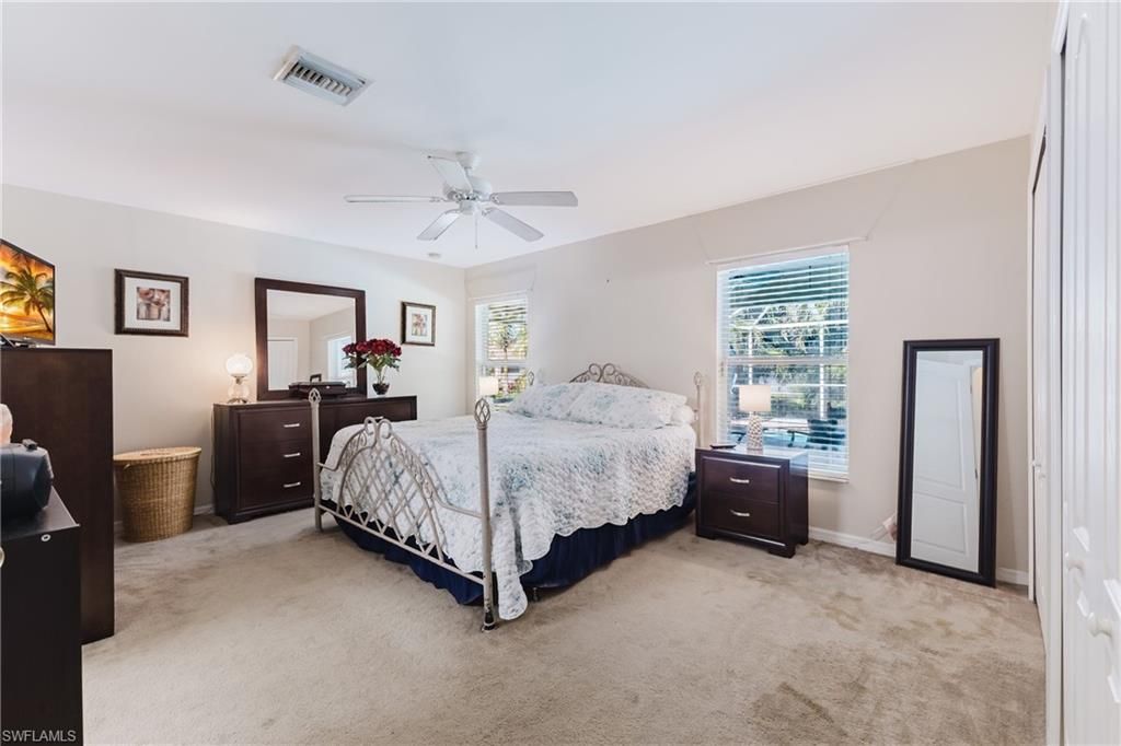 Image 19 of property listing at 1027 NE 33rd LN, Cape Coral, FL 33909