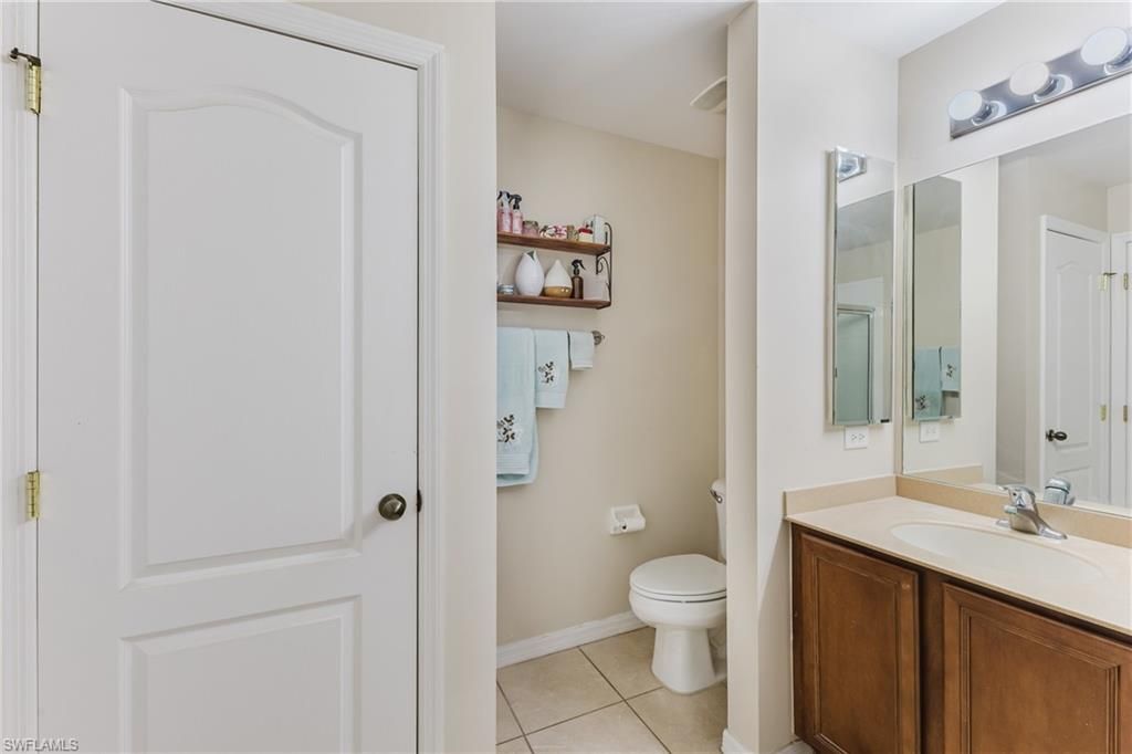 Image 22 of property listing at 1027 NE 33rd LN, Cape Coral, FL 33909