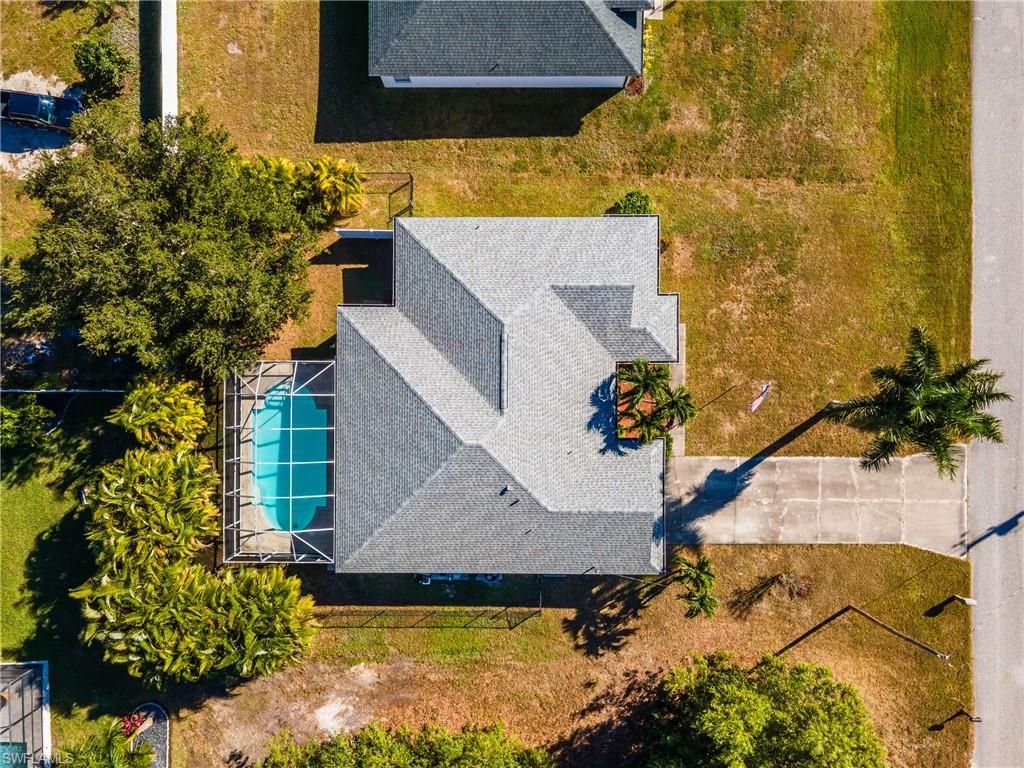 Image 26 of property listing at 1027 NE 33rd LN, Cape Coral, FL 33909