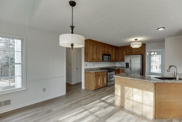 3010 Ashdowne Court, Snellville, GA 30078