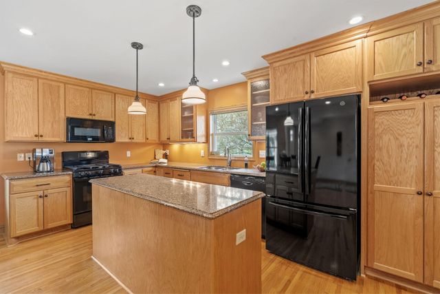 2601 30th Avenue NE, Saint Anthony, MN 55418