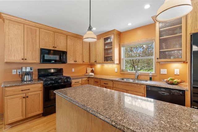 2601 30th Avenue NE, Saint Anthony, MN 55418
