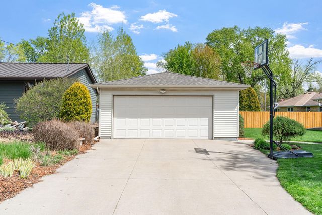 2601 30th Avenue NE, Saint Anthony, MN 55418