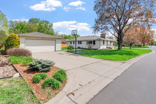 2601 30th Avenue NE, Saint Anthony, MN 55418