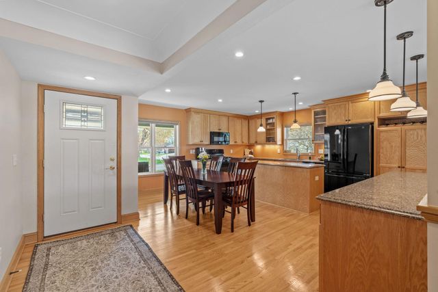 2601 30th Avenue NE, Saint Anthony, MN 55418