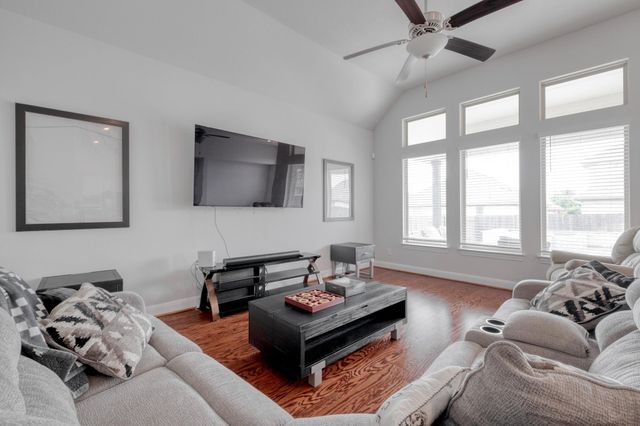 18012 Leccion DR, Pflugerville, TX 78660