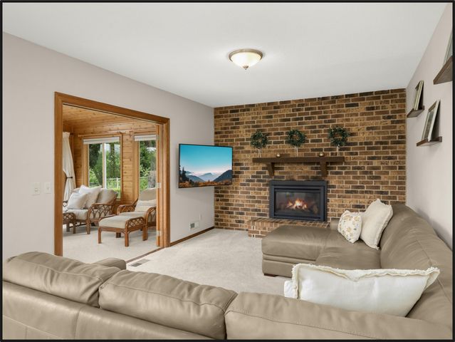 10587 Wellington Lane N, Maple Grove, MN 55369