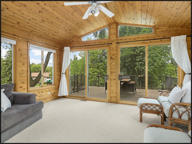 10587 Wellington Lane N, Maple Grove, MN 55369