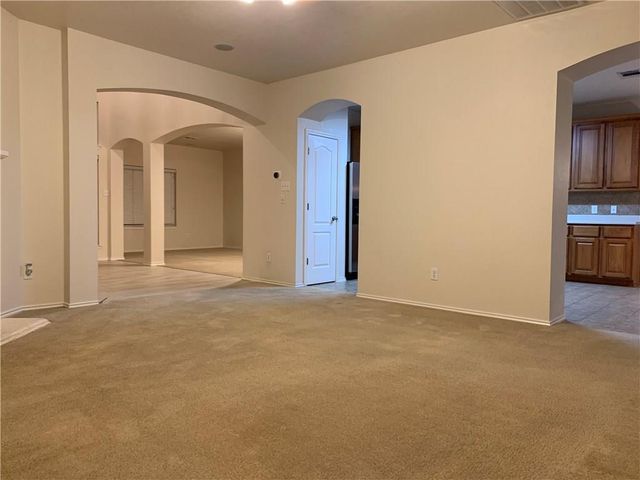 2700 Mission Tejas DR, Pflugerville, TX 78660