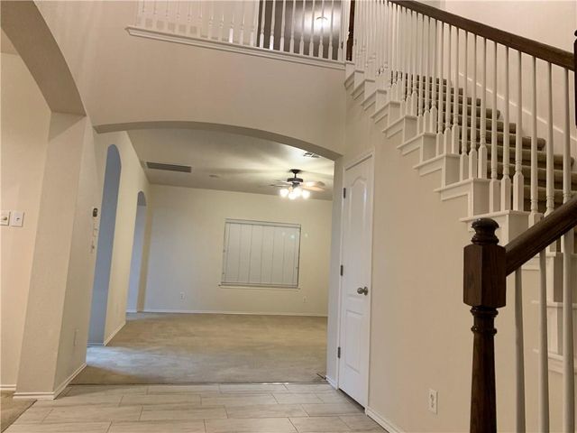 2700 Mission Tejas DR, Pflugerville, TX 78660