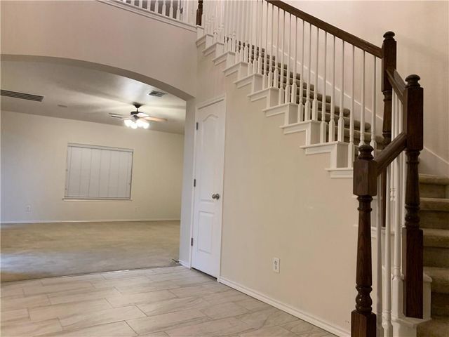 2700 Mission Tejas DR, Pflugerville, TX 78660