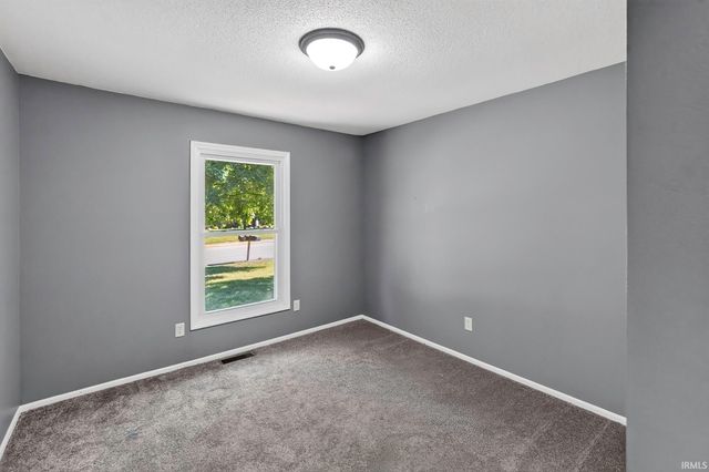 216 Northbrook Court, Decatur, IN 46733