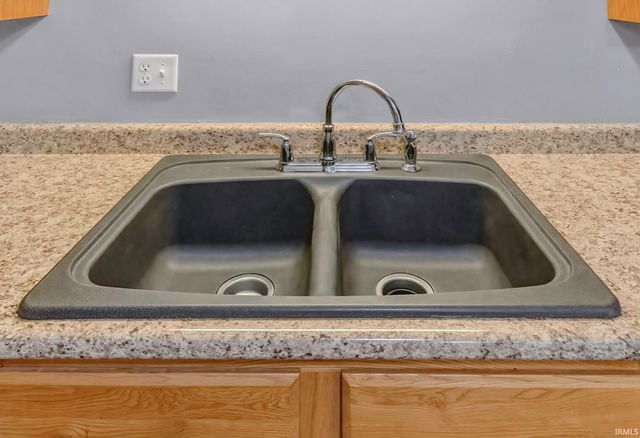 216 Northbrook Court, Decatur, IN 46733