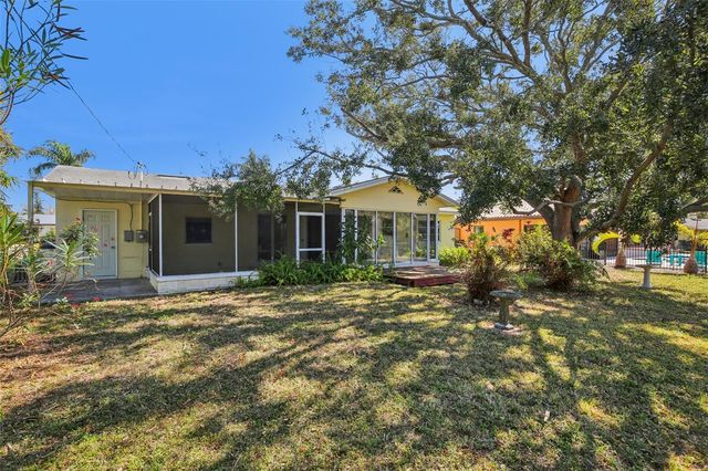 2321 PREMIER DRIVE S, Gulfport, FL 33707