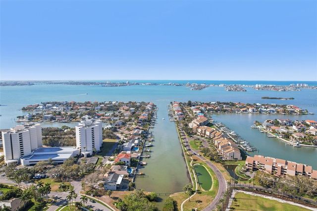 2321 PREMIER DRIVE S, Gulfport, FL 33707