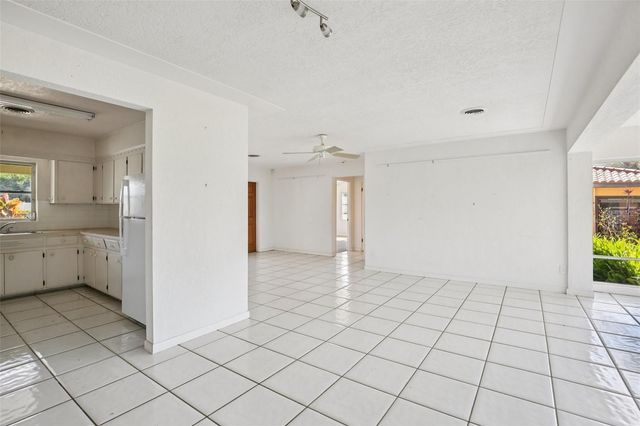 2321 PREMIER DRIVE S, Gulfport, FL 33707