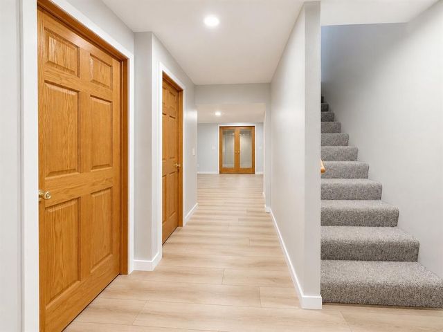 4712 Oakwood Hills Parkway, Eau Claire, WI 54701