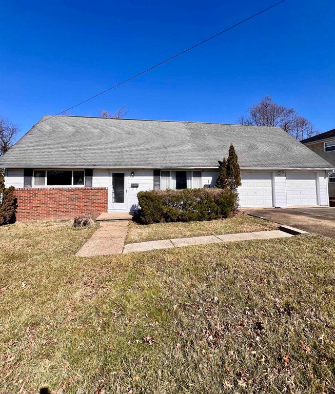 16 Mohawk Trail, Huntington, WV 25705