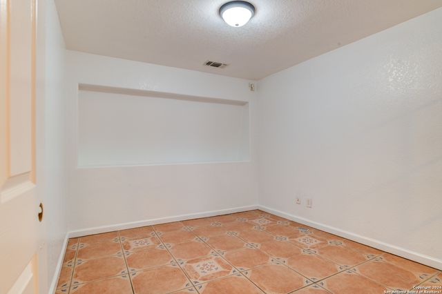 1319 March Ave, San Antonio, TX 78214