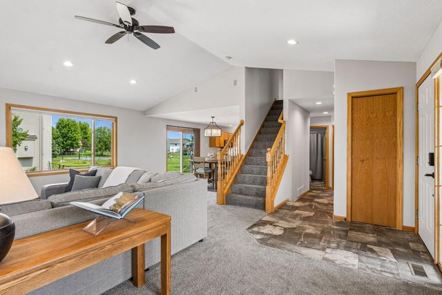 4021 Jason Avenue NE, Saint Michael, MN 55376