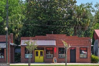 309 Bedell Avenue, Woodbine, GA 31569