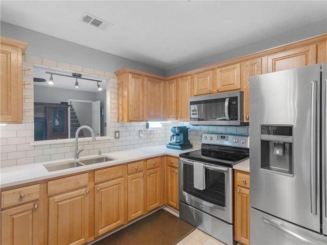 67 Kimbell Farm Drive, Locust Grove, GA 30248