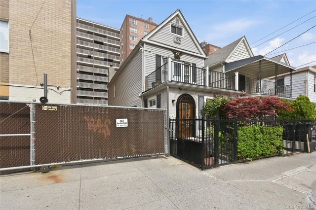 3855 Carpenter Avenue, Bronx, NY 10467