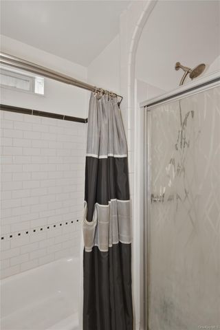 3855 Carpenter Avenue, Bronx, NY 10467