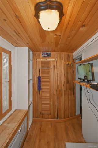 3855 Carpenter Avenue, Bronx, NY 10467