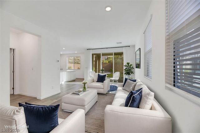12 Vicolo Loren, Henderson, NV 89011