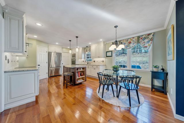 6235 Hidden Valley DR, Roanoke, VA 24018