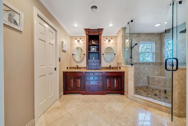 6235 Hidden Valley DR, Roanoke, VA 24018