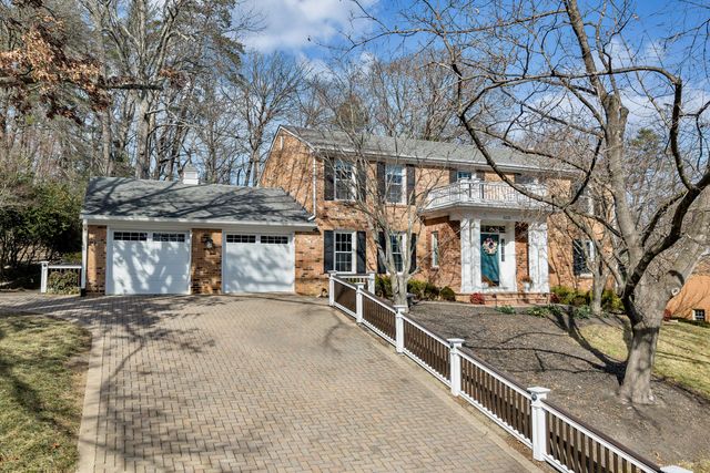 6235 Hidden Valley DR, Roanoke, VA 24018