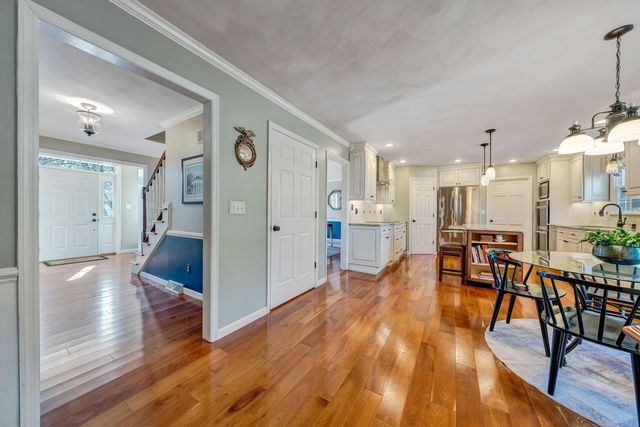 6235 Hidden Valley DR, Roanoke, VA 24018