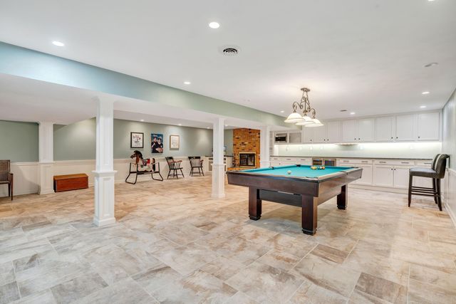 6235 Hidden Valley DR, Roanoke, VA 24018