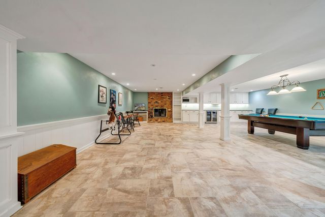 6235 Hidden Valley DR, Roanoke, VA 24018