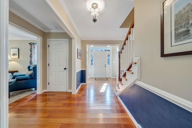 6235 Hidden Valley DR, Roanoke, VA 24018