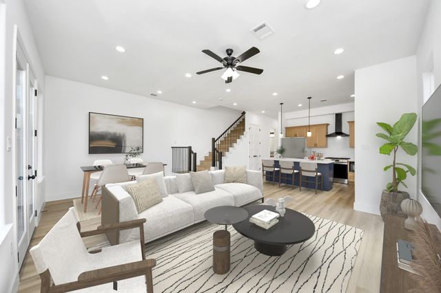 1913 West Street, Houston, TX 77026