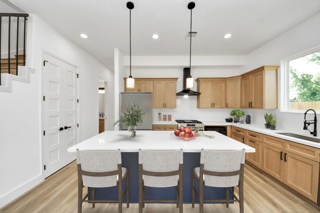 1913 West Street, Houston, TX 77026