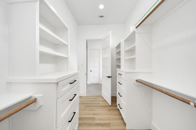 1913 West Street, Houston, TX 77026